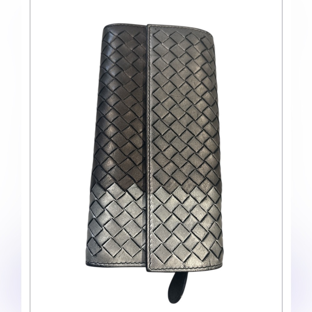 Bottega Veneta zip  snap wallet authentic